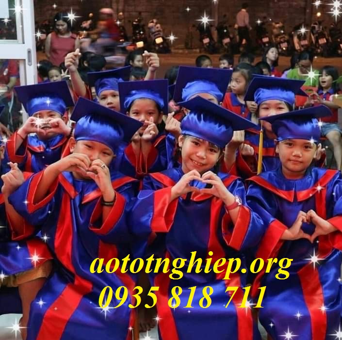 AO TOT NGHIEP GIA RE NHAT HCM 